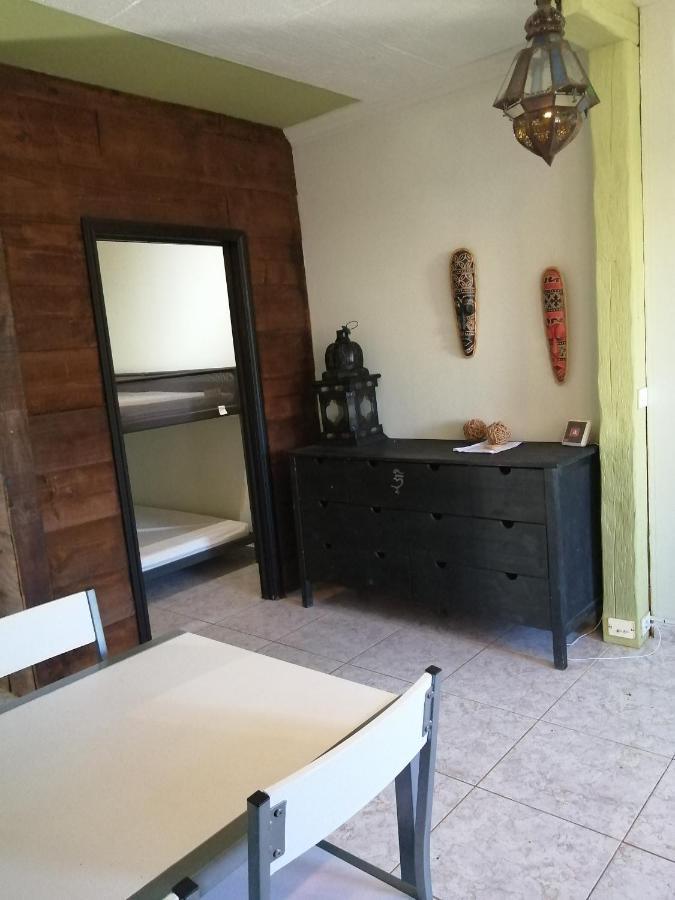 Primavera Appartement Tot 7 Personen Ideaal Voor Backpackers Arona  Εξωτερικό φωτογραφία