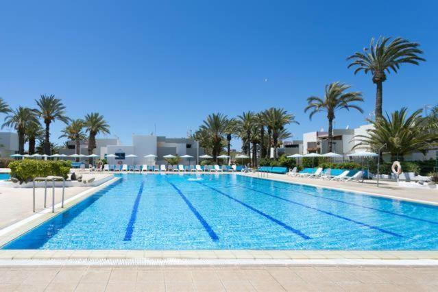Primavera Appartement Tot 7 Personen Ideaal Voor Backpackers Arona  Εξωτερικό φωτογραφία