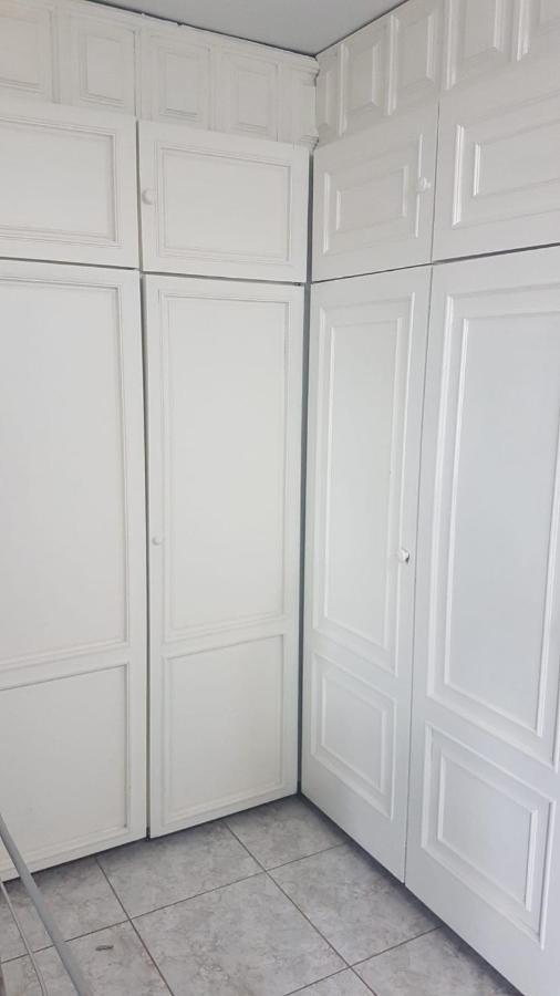 Primavera Appartement Tot 7 Personen Ideaal Voor Backpackers Arona  Εξωτερικό φωτογραφία