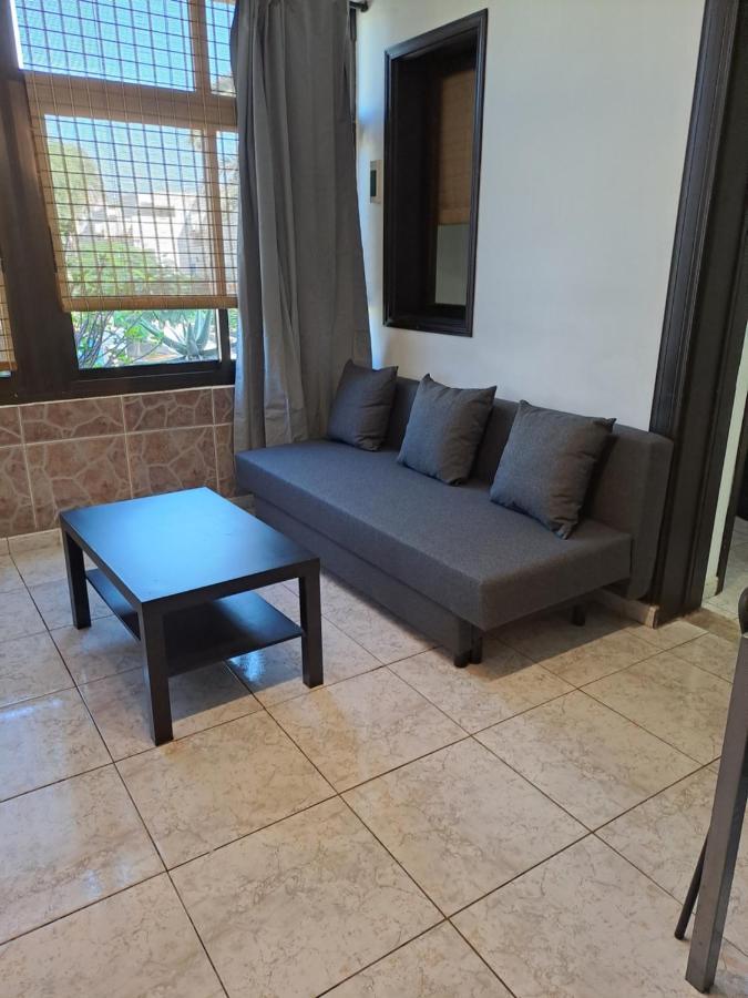 Primavera Appartement Tot 7 Personen Ideaal Voor Backpackers Arona  Εξωτερικό φωτογραφία