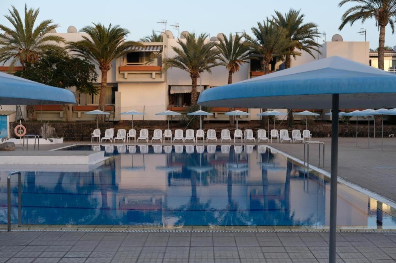 Primavera Appartement Tot 7 Personen Ideaal Voor Backpackers Arona  Εξωτερικό φωτογραφία